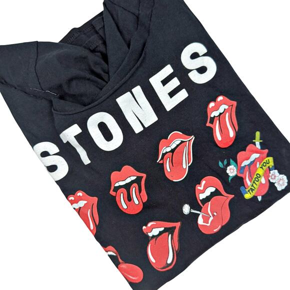 Rolling Stones Tour 2019 No Filter TShirt Short Sleeves Tongues Distressed Neck - Picture 1 of 8